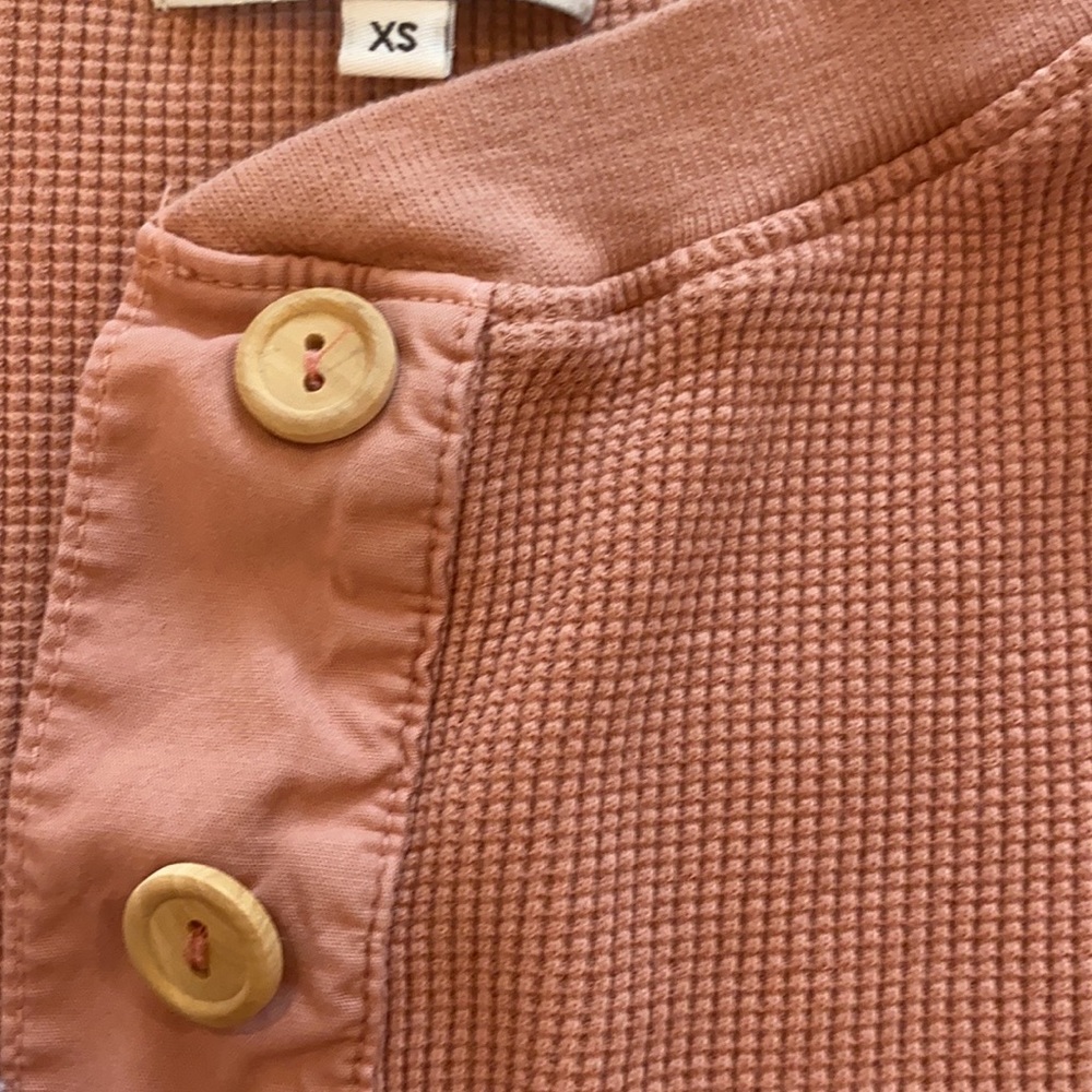 Sold - Picture 3 of 5